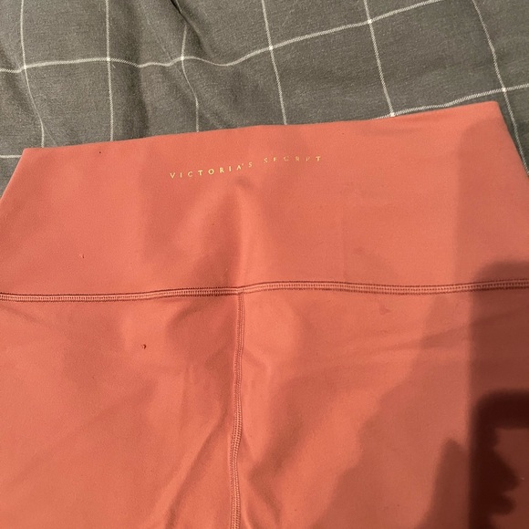 (14)Victoria Secret pink leggings - Picture 2 of 5